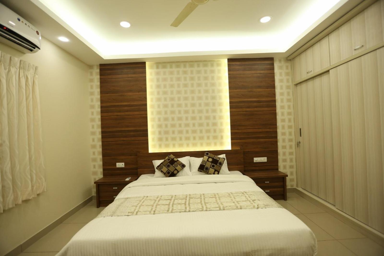 Benaka Suites Bangalore Habitación foto